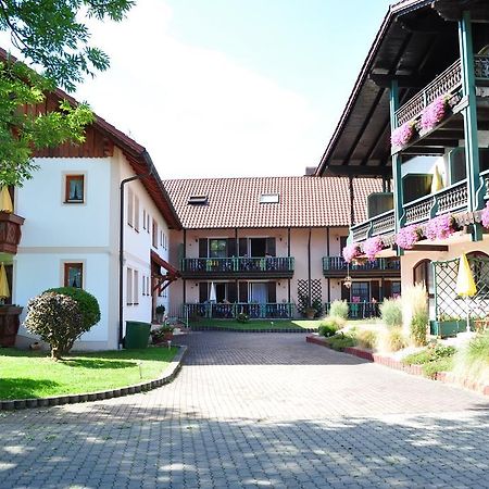 באד בירנבאך Landhaus Cornelia מראה חיצוני תמונה